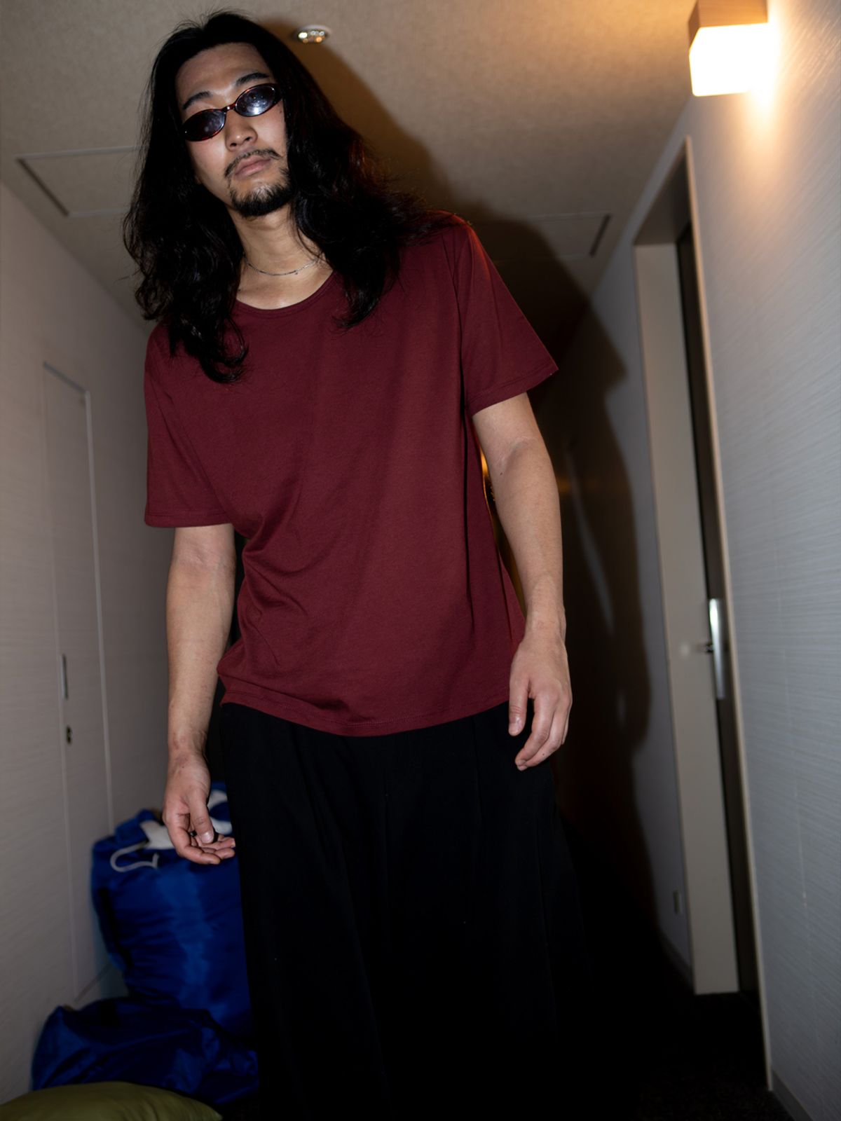 고저(GOZER) UNDER HALF T-SHIRT_WINE