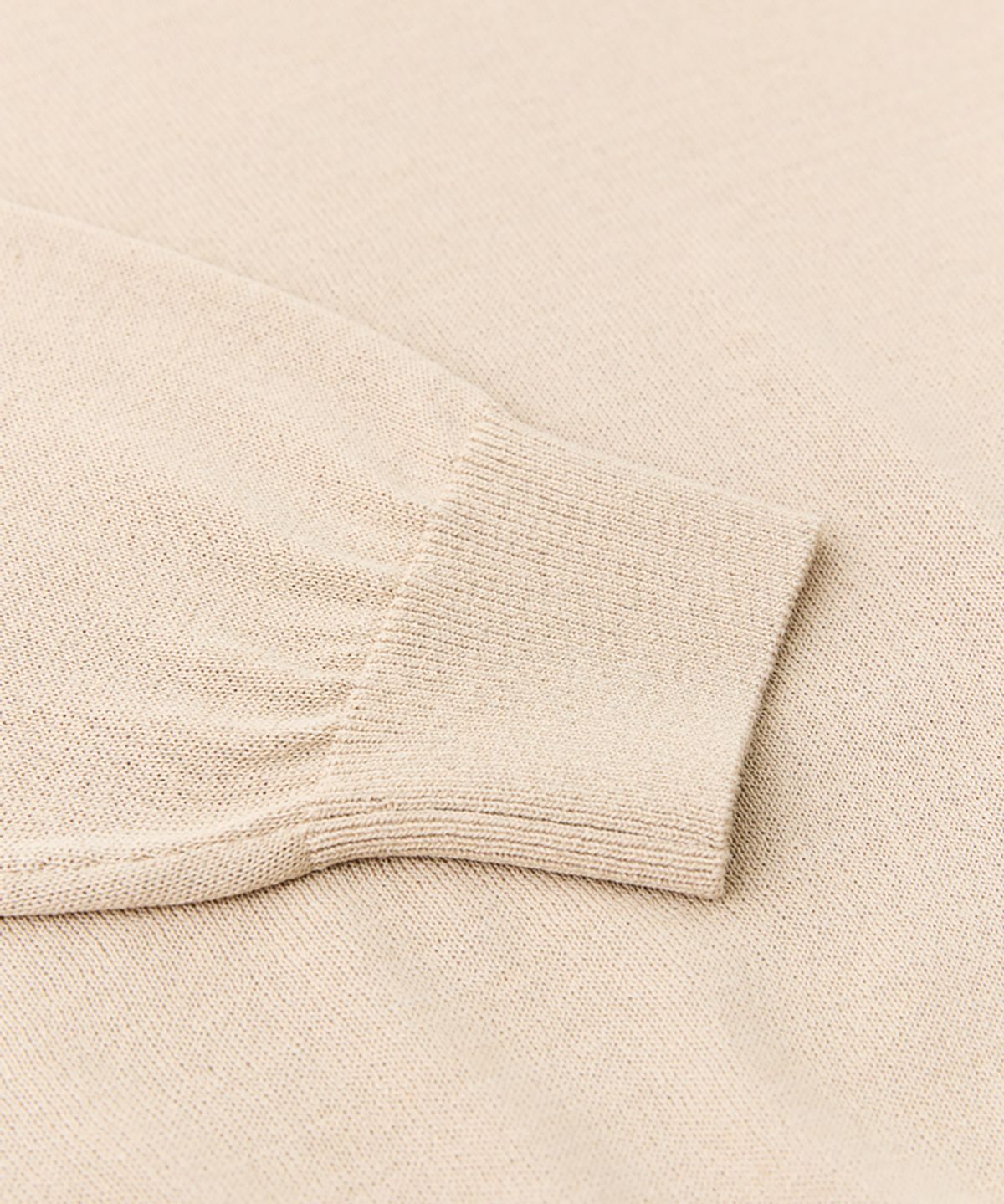베르노(VERNO) 26SS LL Long sleeve round-neck knit Beige
