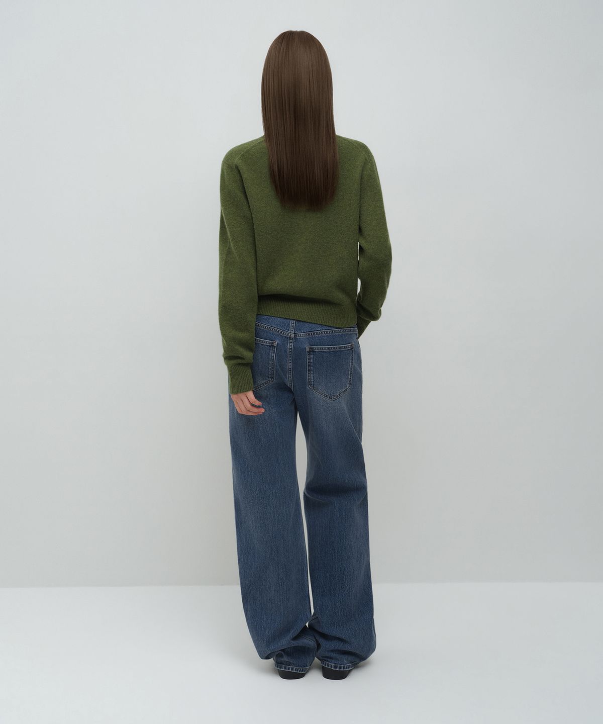 무신사 스탠다드 우먼(MUSINSA STANDARD WOMAN) 우먼즈 에센셜 루즈 스트레이트 데님 팬츠 [미디엄 인디고]