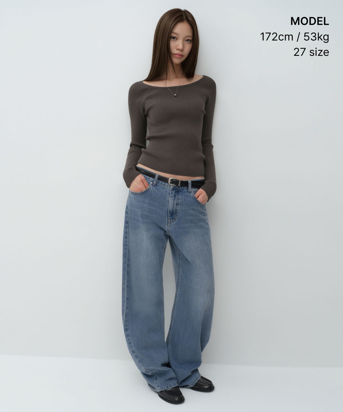 무신사 스탠다드 우먼(MUSINSA STANDARD WOMAN) 우먼즈 에센셜 커브드 데님 팬츠 [라이트 인디고]