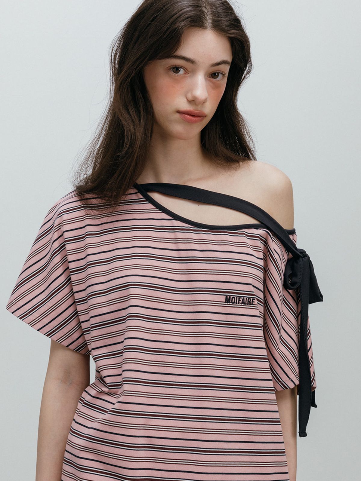 모이페어(MOIFAIRE) STRIPED RIBBON T-SHIRT / PINK