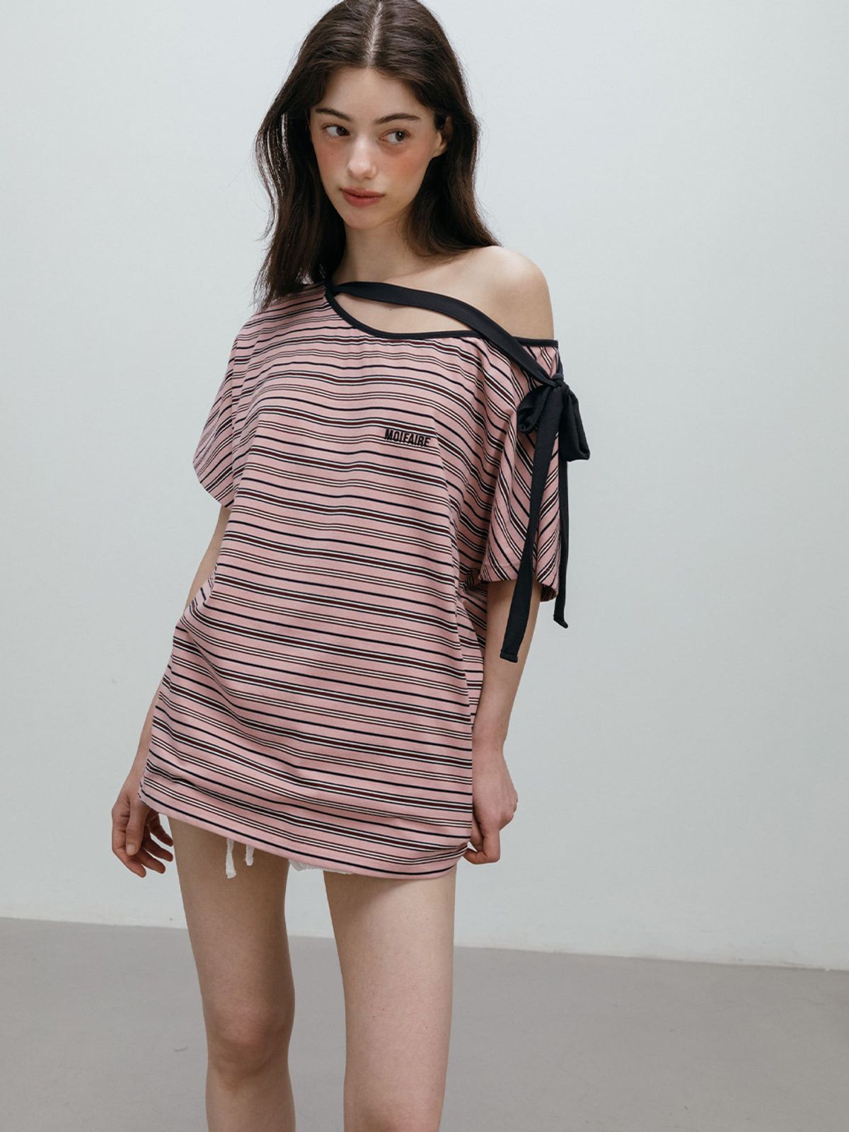 모이페어(MOIFAIRE) STRIPED RIBBON T-SHIRT / PINK