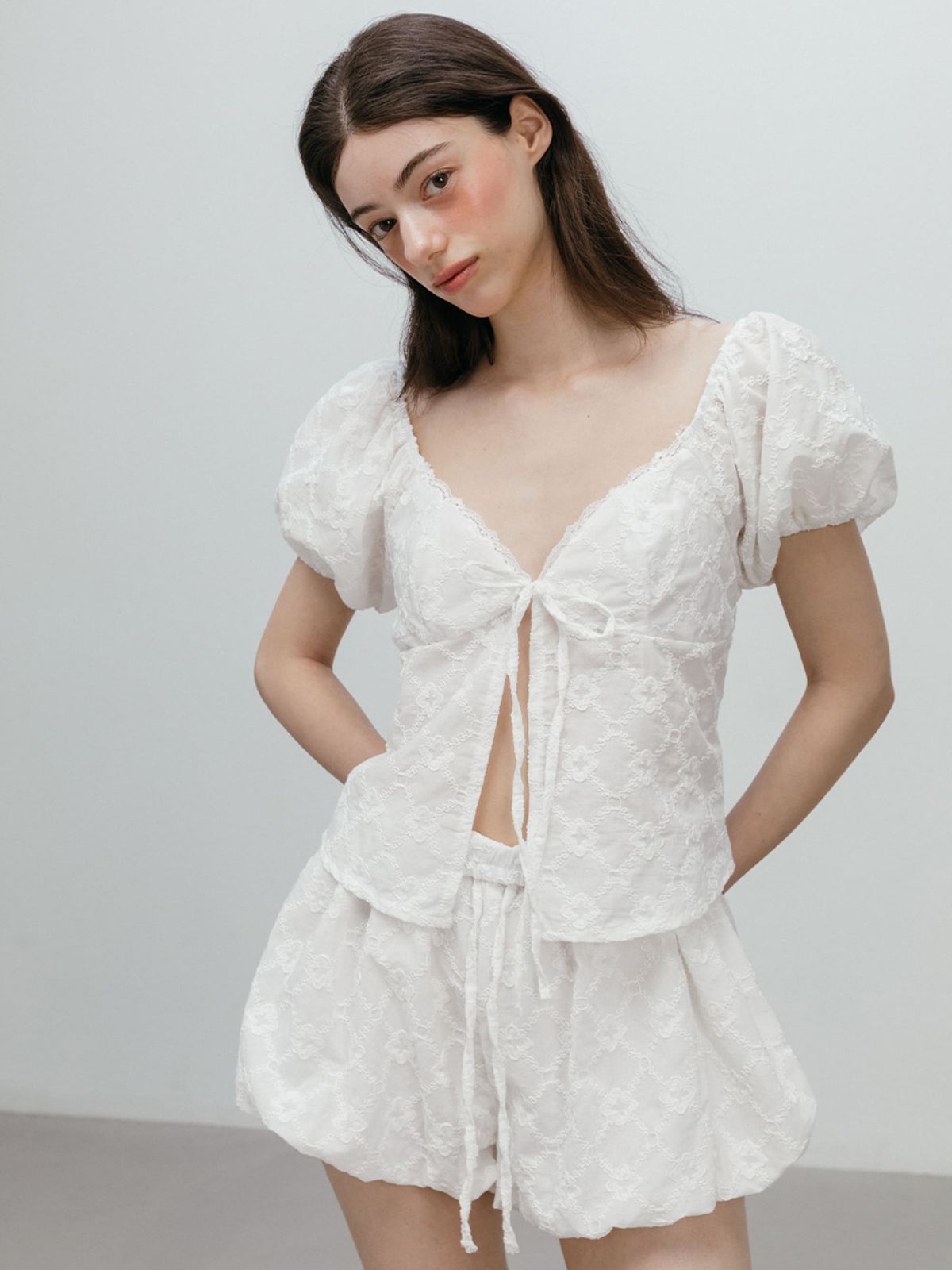 모이페어(MOIFAIRE) BALLOON LACE BLOUSE / WHITE