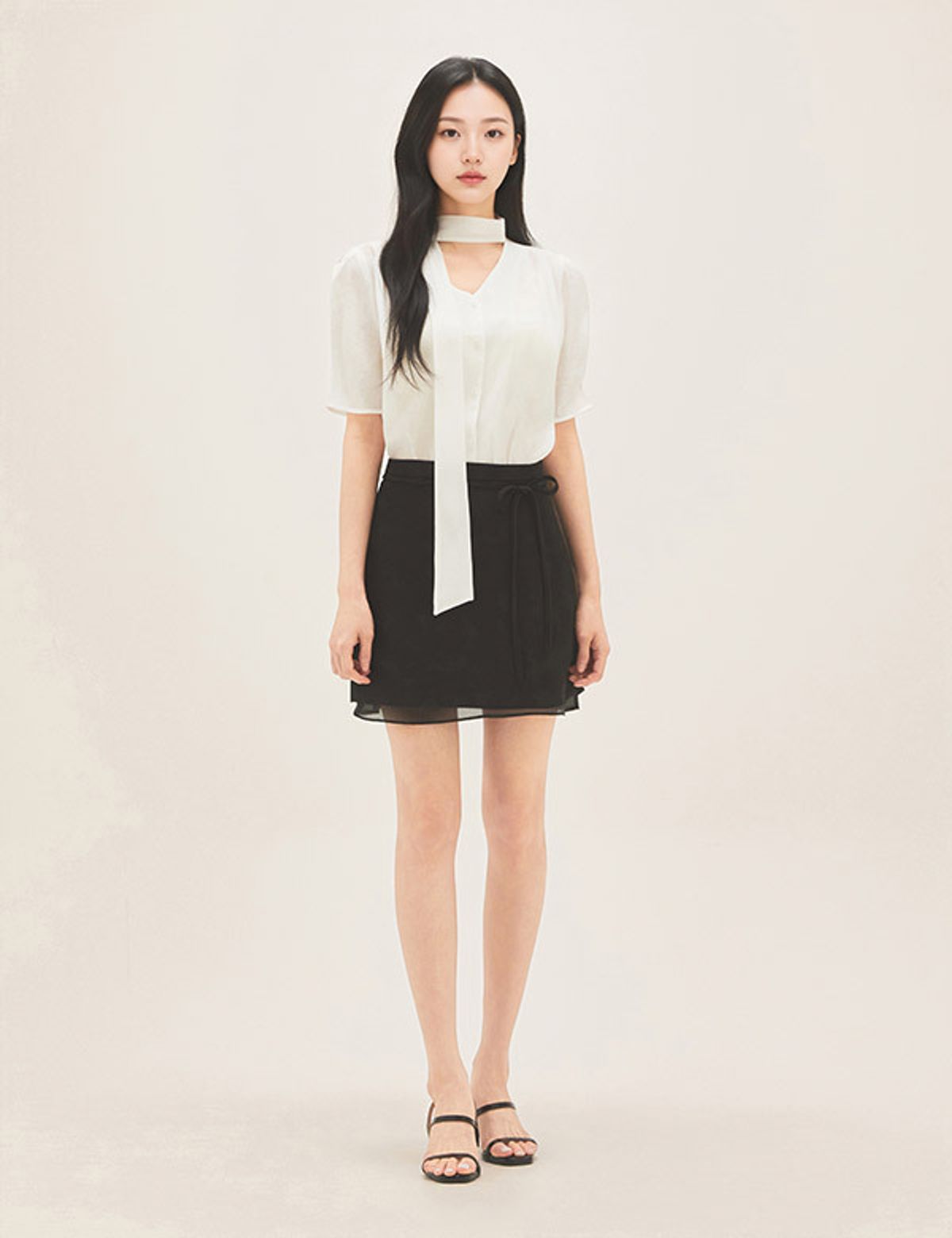 로엠(ROEM) 타이블라우스 RMBLG25RT1