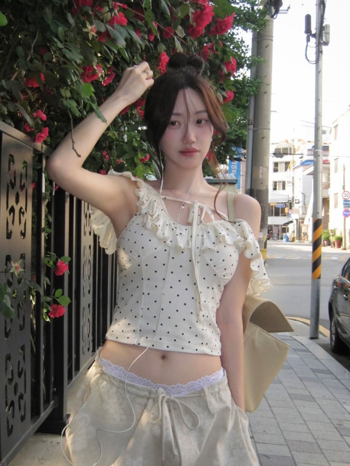 모이페어(MOIFAIRE) FLOWER WIDE PANTS / BEIGE