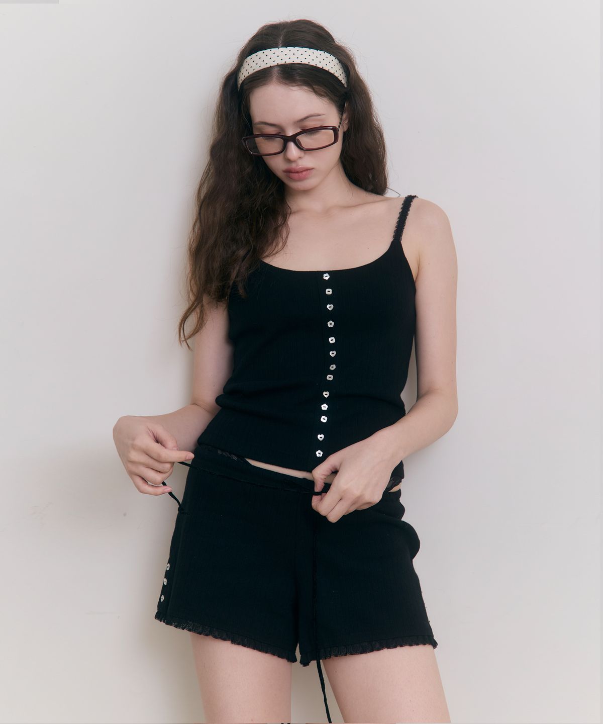 로잔느(ROSEANNE) Sweet Dreams Button Cami Top (Black)