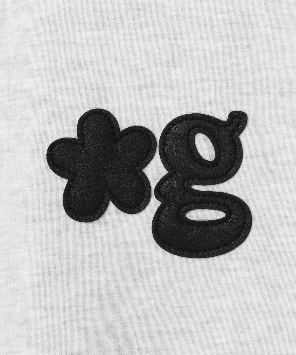 글런든(GRUNDEN) LEATHER PATCH SWEATSHIRT (LIGHT GREY)