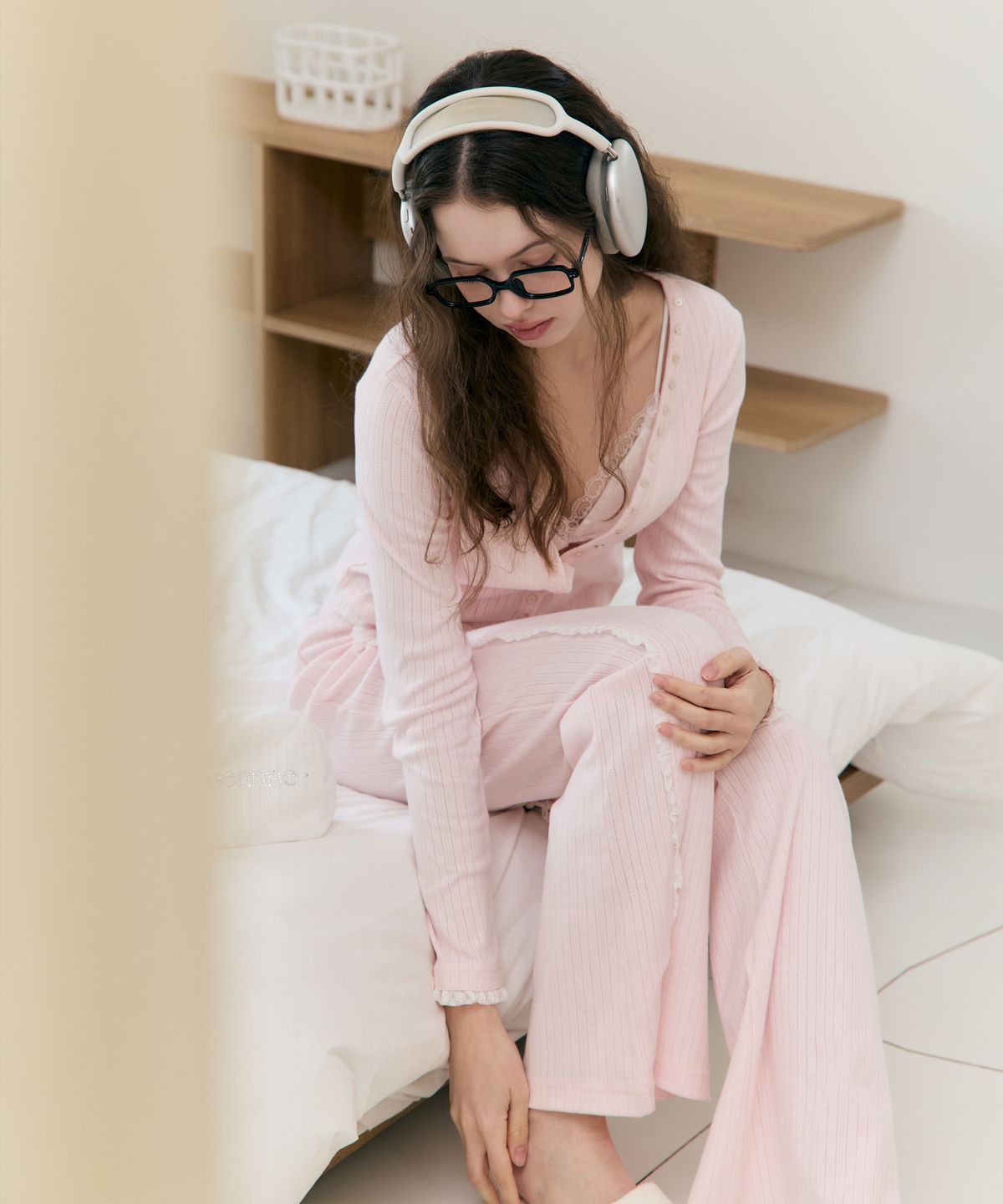 로잔느(ROSEANNE) Sweet Dreams Lace Flare Pants (Pink)