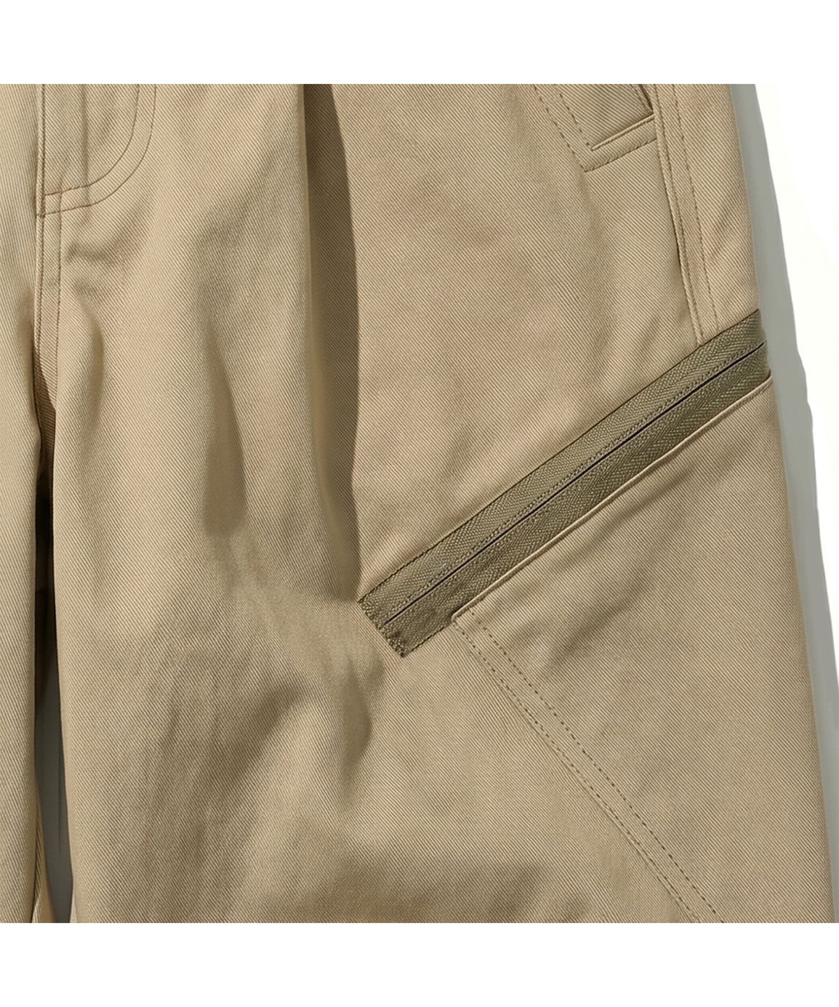 엑스트라오디너리(EXTRAORDINARY) BELTED UTILITY PANT BEIGE