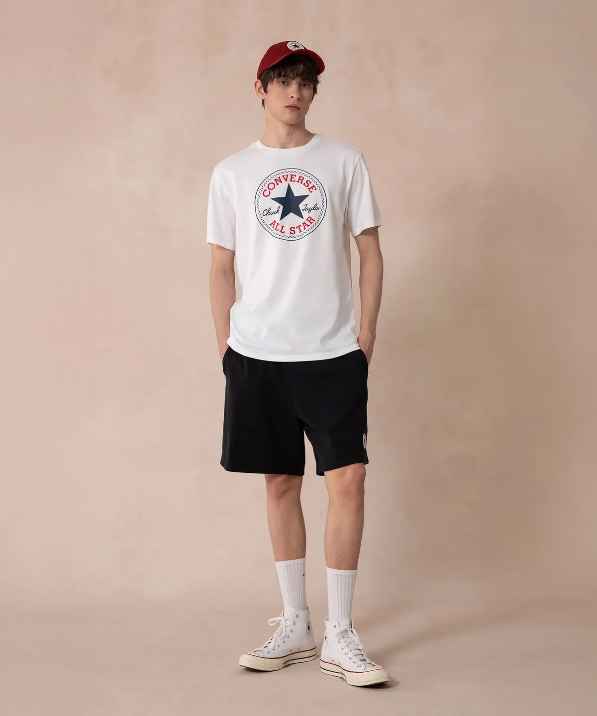 컨버스(CONVERSE) 올스타 패치 스탠다드 핏 티셔츠 화이트 MCH737-001