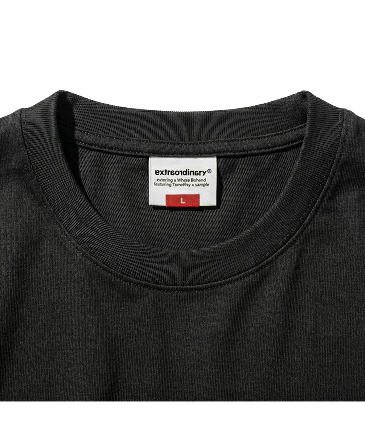 엑스트라오디너리(EXTRAORDINARY) NO ORDINARY POCKET TEE BLACK