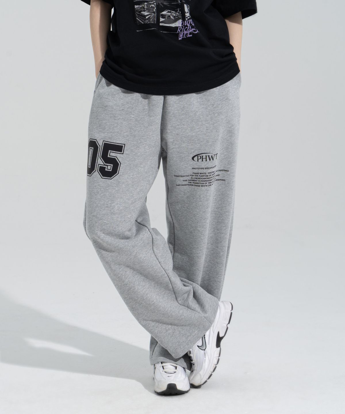 페이즈화이트(PHASEWHITE) [PHASE_5] NUMBERING STRAIGHT SWEATPANTS _MELANGE / 8802026-LP[P