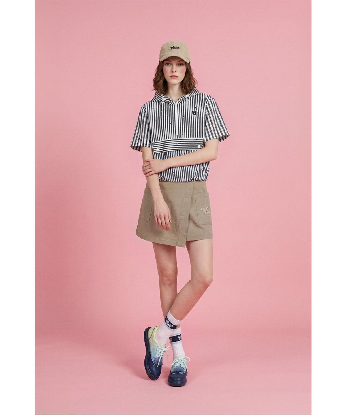 왁(WAAC) Seersucker hoodie vest WWVAM26520NYD