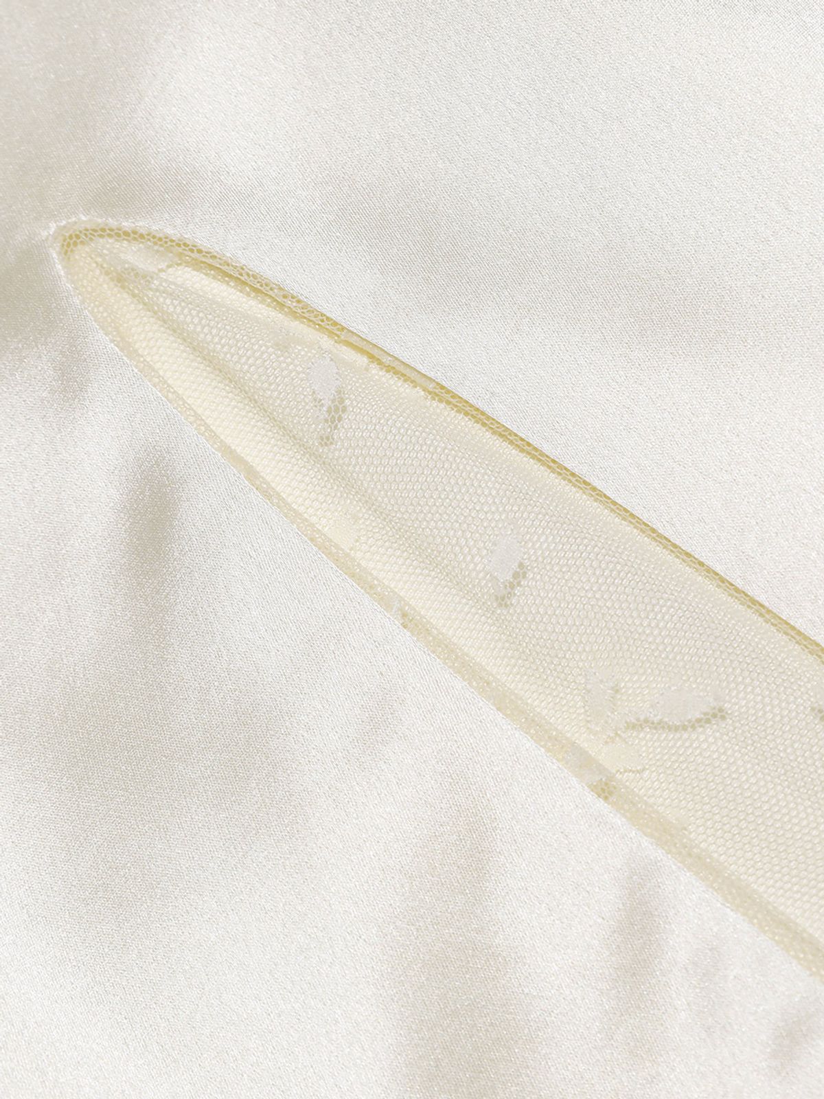 신스덴(SINCETHEN) 실키 레이스 슬리브리스 미니원피스