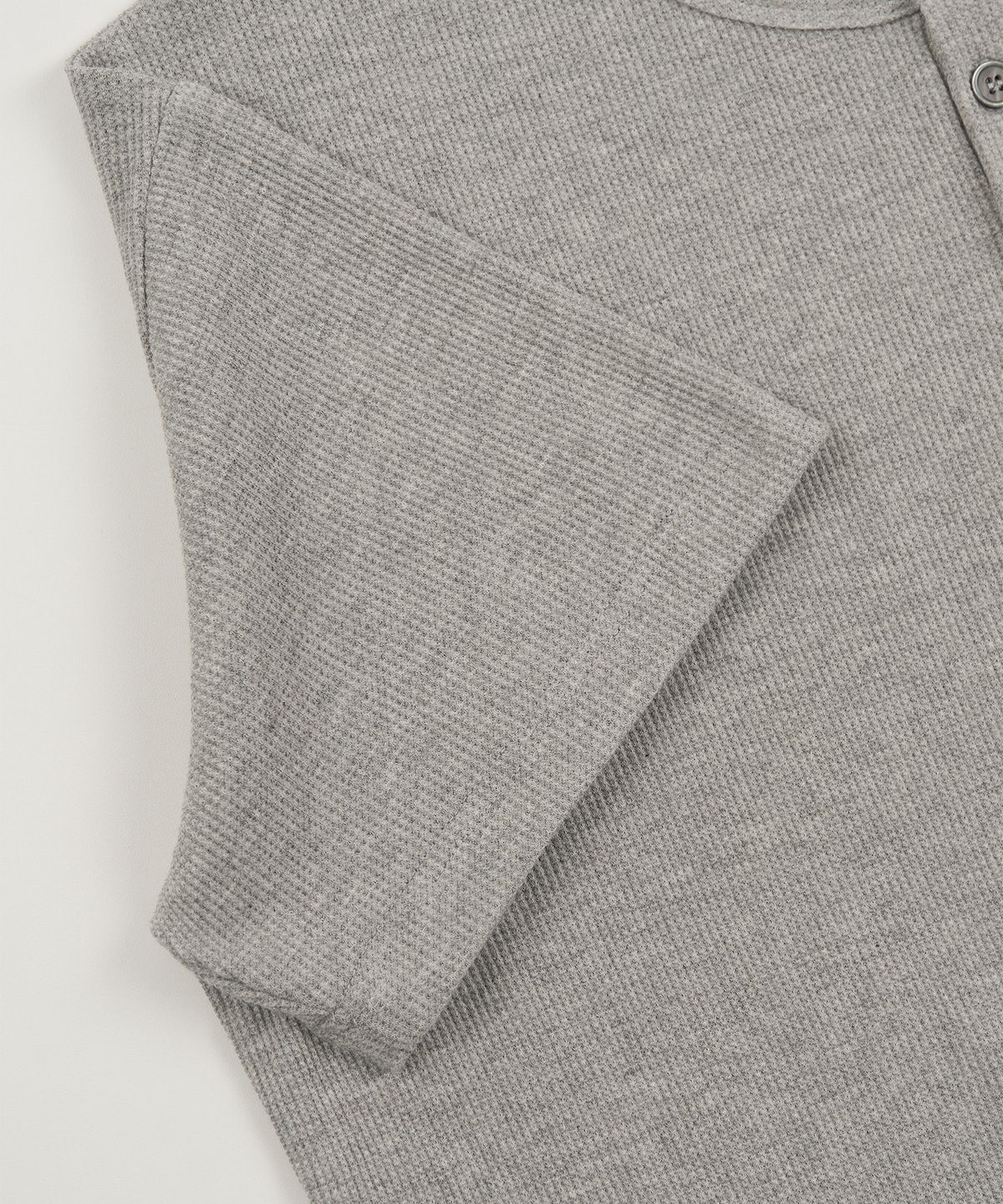 엑스컨테이너(EXCONTAINER) 헨리넥 와플 하프 슬리브 (GREY)
