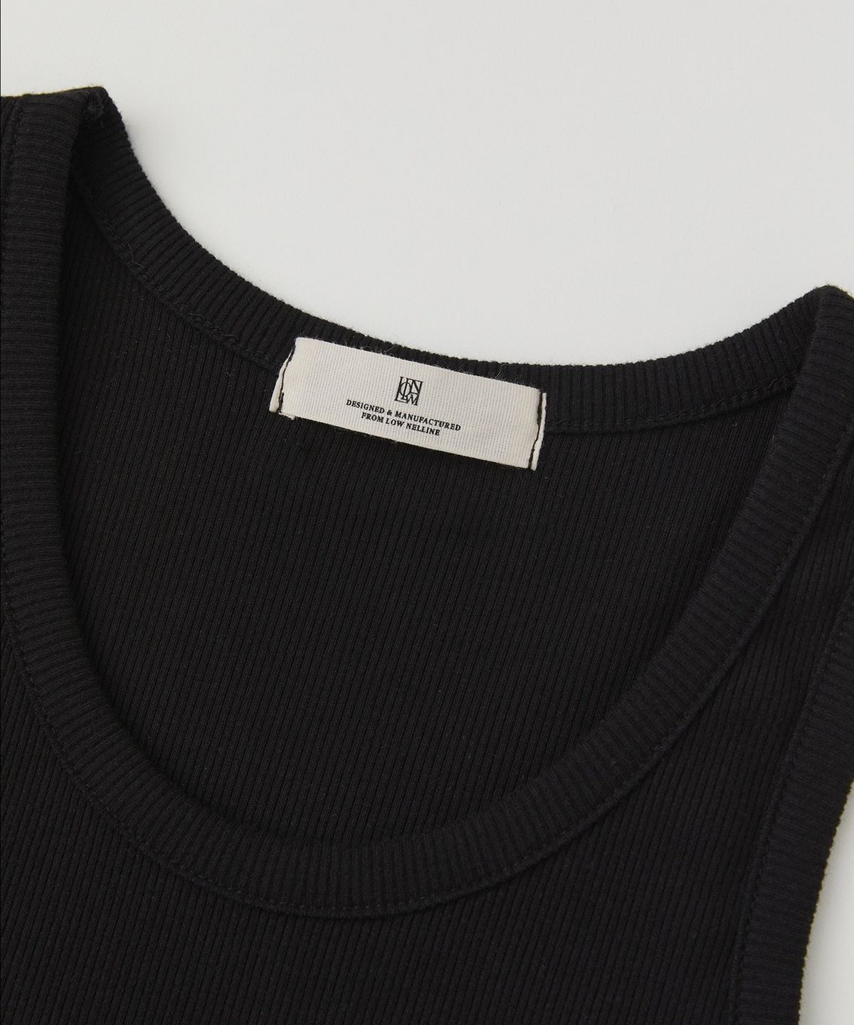 로우넬라인(LOW NELLINE) LOW ETHNIC SLEEVELESS_BLACK