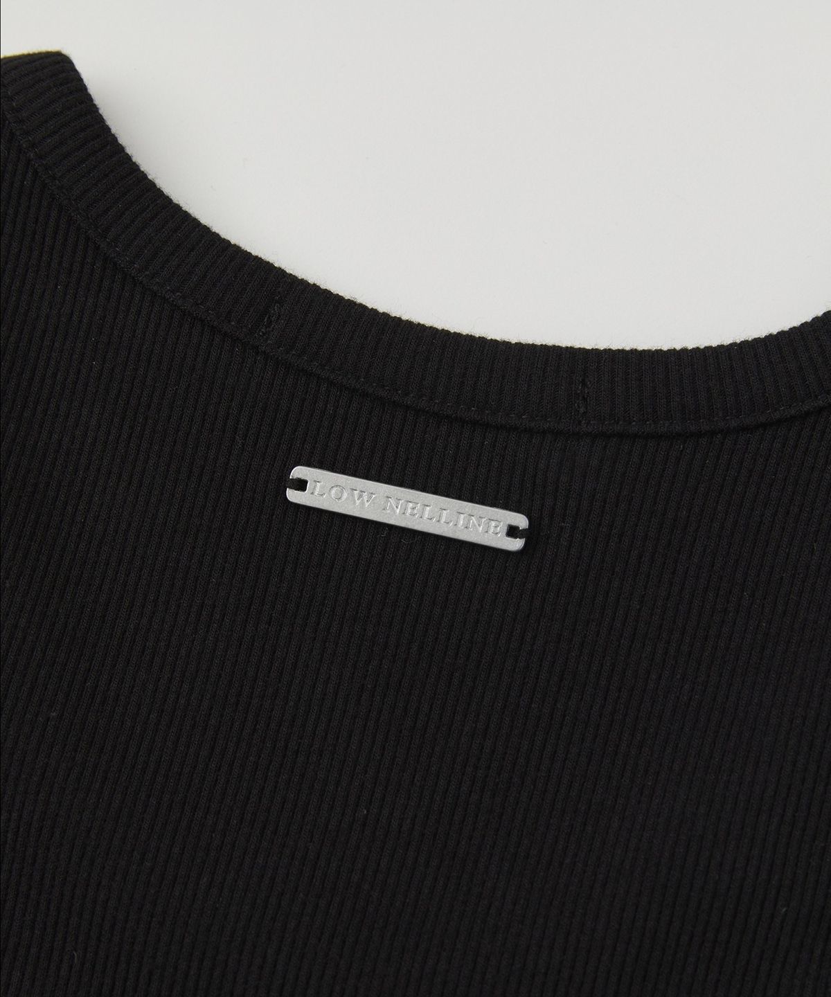 로우넬라인(LOW NELLINE) LOW ETHNIC SLEEVELESS_BLACK