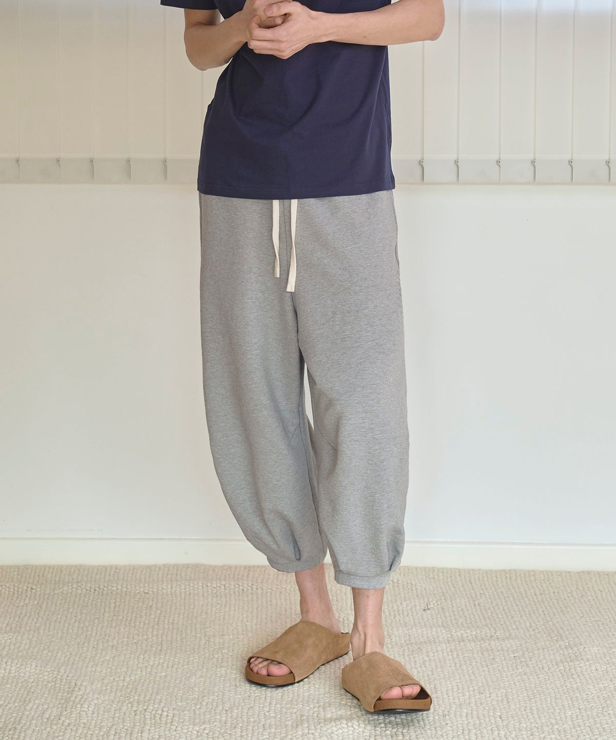 우알롱(WOOALONG) Balloon capri sweat pants -MELANGE GREY