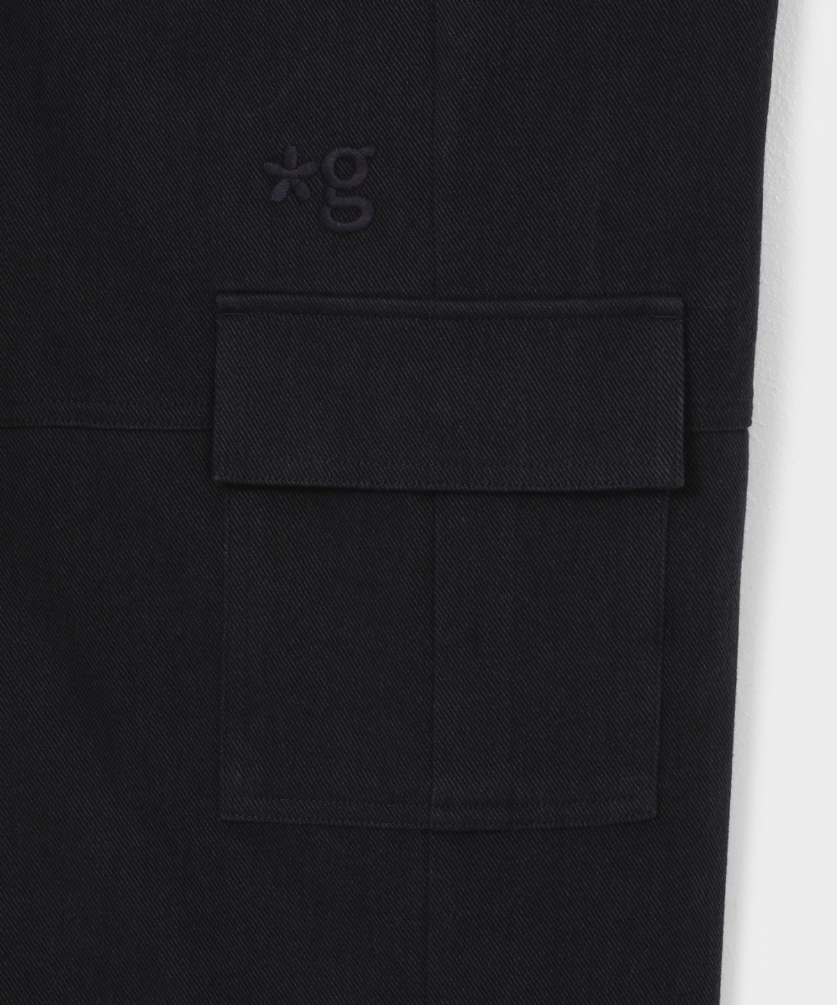 글런든(GRUNDEN) DOUBLE POCKET CARGO PANTS (NAVY-PURPLE)