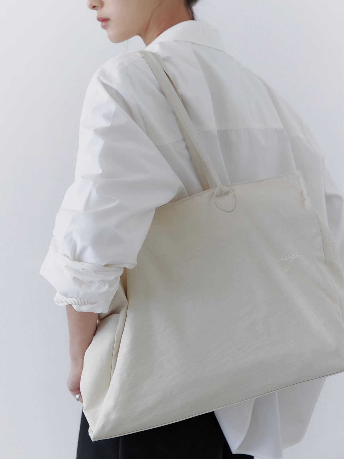 베이(VEY) Hour Bag (Ivory)