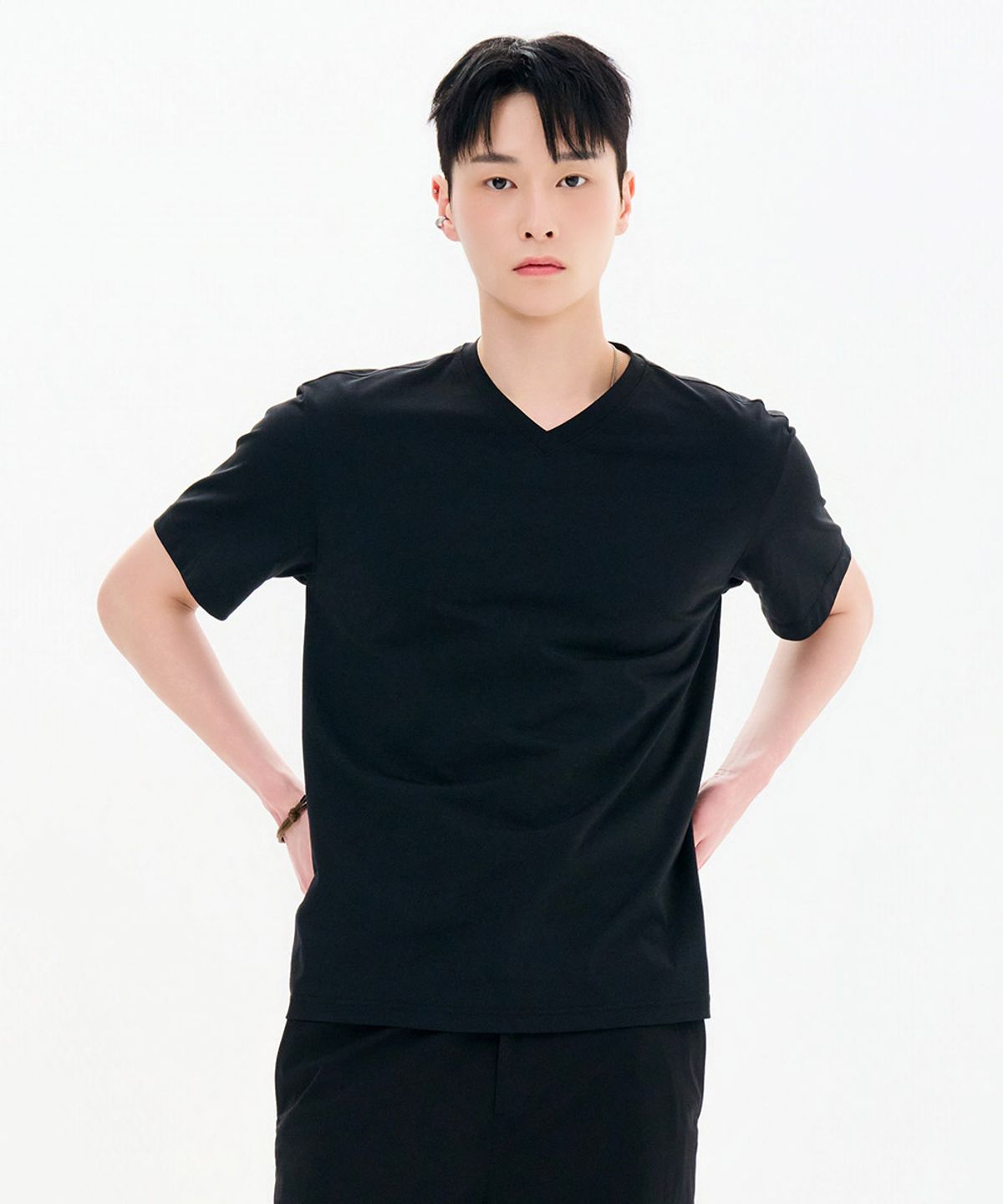 체이스컬트(CHASECULT) 남성 쿨 브이넥 반팔 티셔츠-FCZK5809E03