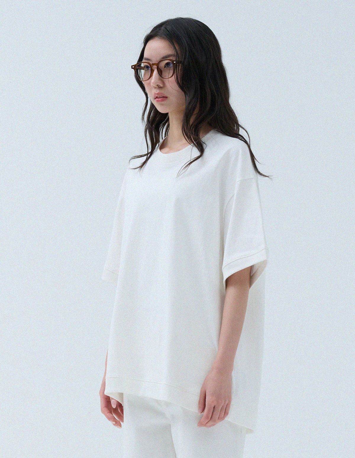 네일비(NEILBE) 퓨어코튼 스웻셔츠 [off white]