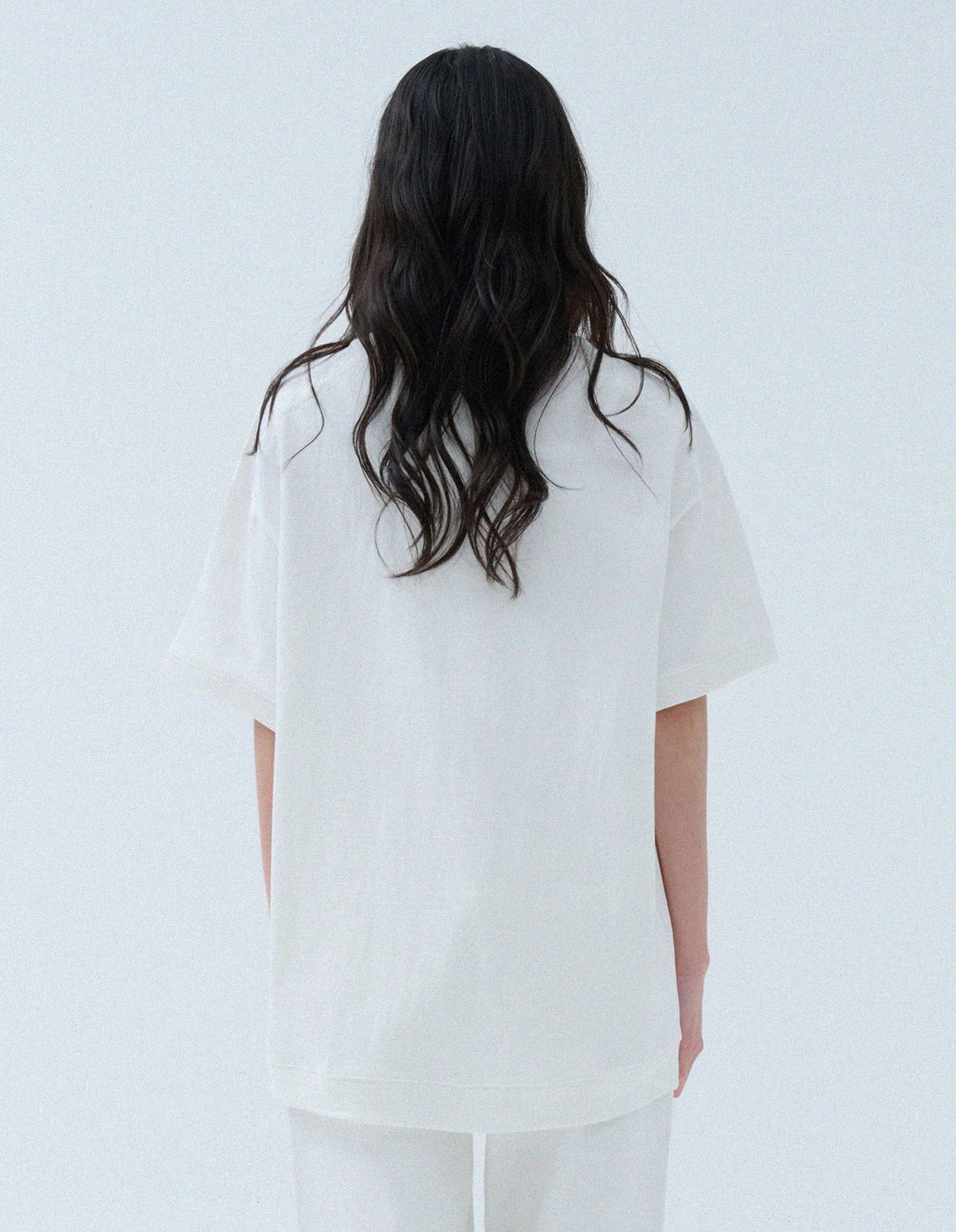네일비(NEILBE) 퓨어코튼 스웻셔츠 [off white]