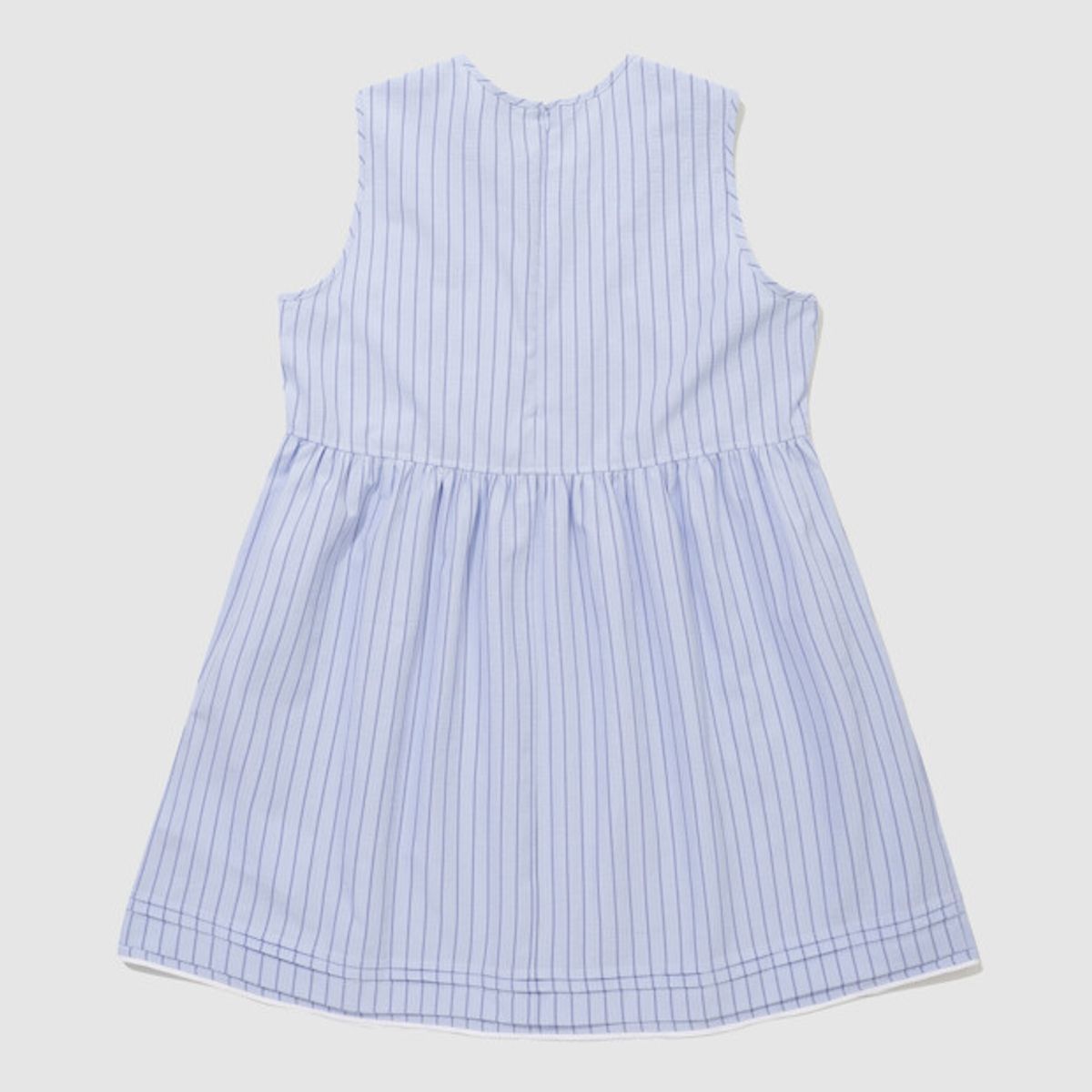 엄브로(UMBRO) 코지코어 우먼스 시어서커 슬리브리스 원피스 스카이블루 UR222COP68