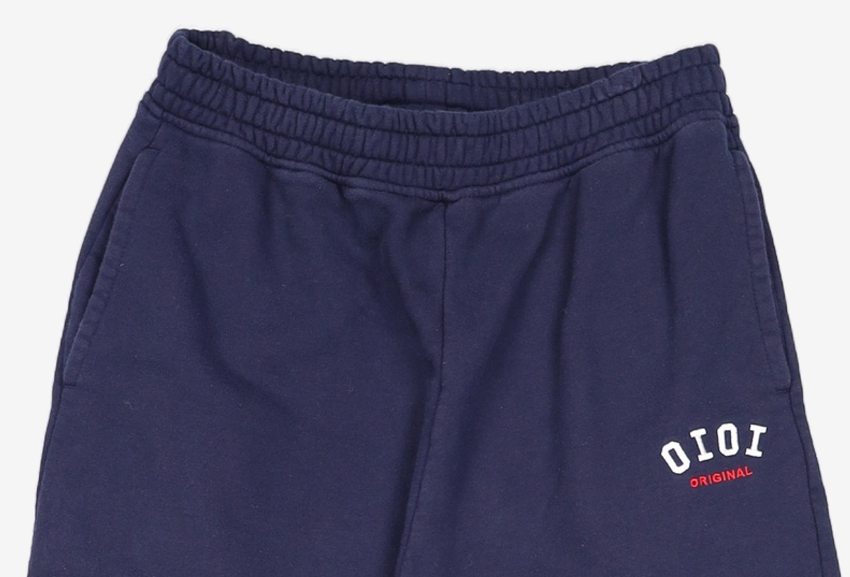 오아이오아이 컬렉션(OIOI COLLECTION) BASIC LOGO SWEATPANTS [NAVY] M