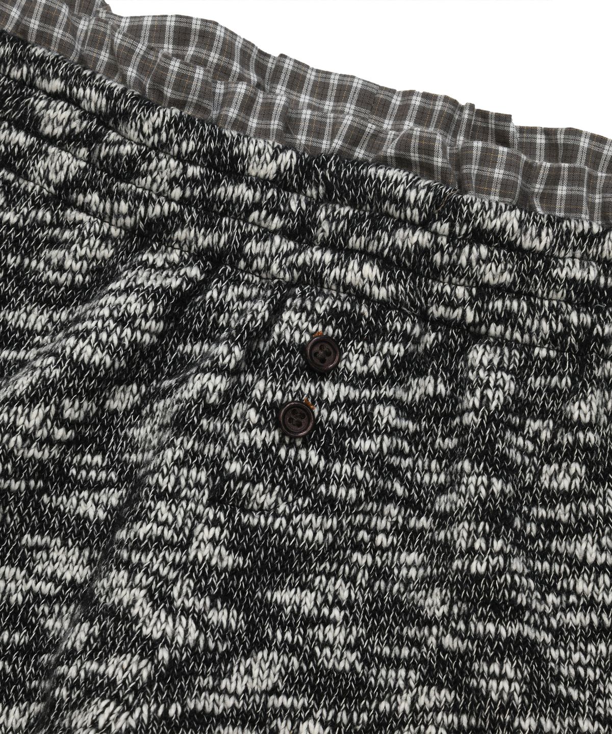 엘엠알(LMR) 체크 새깅 레이어드 니트 쇼츠 DARK GREY