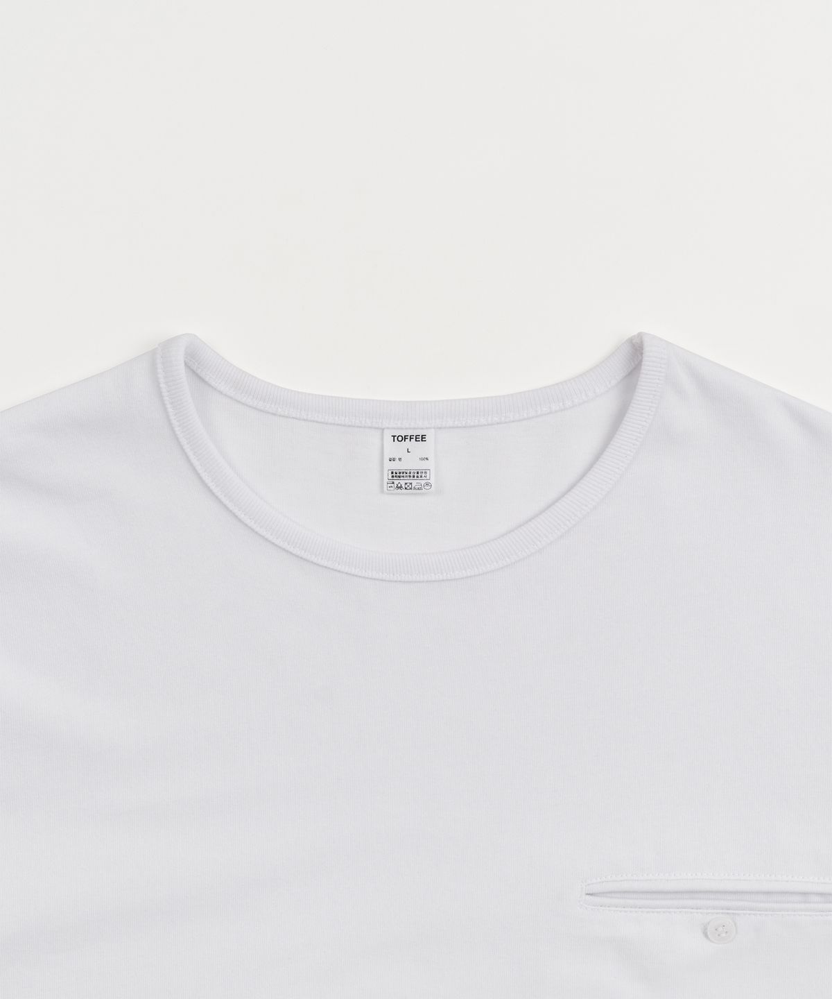 토피(TOFFEE) [S-XXL] 슬림 크롭 버튼 하프 티셔츠 (WHITE)