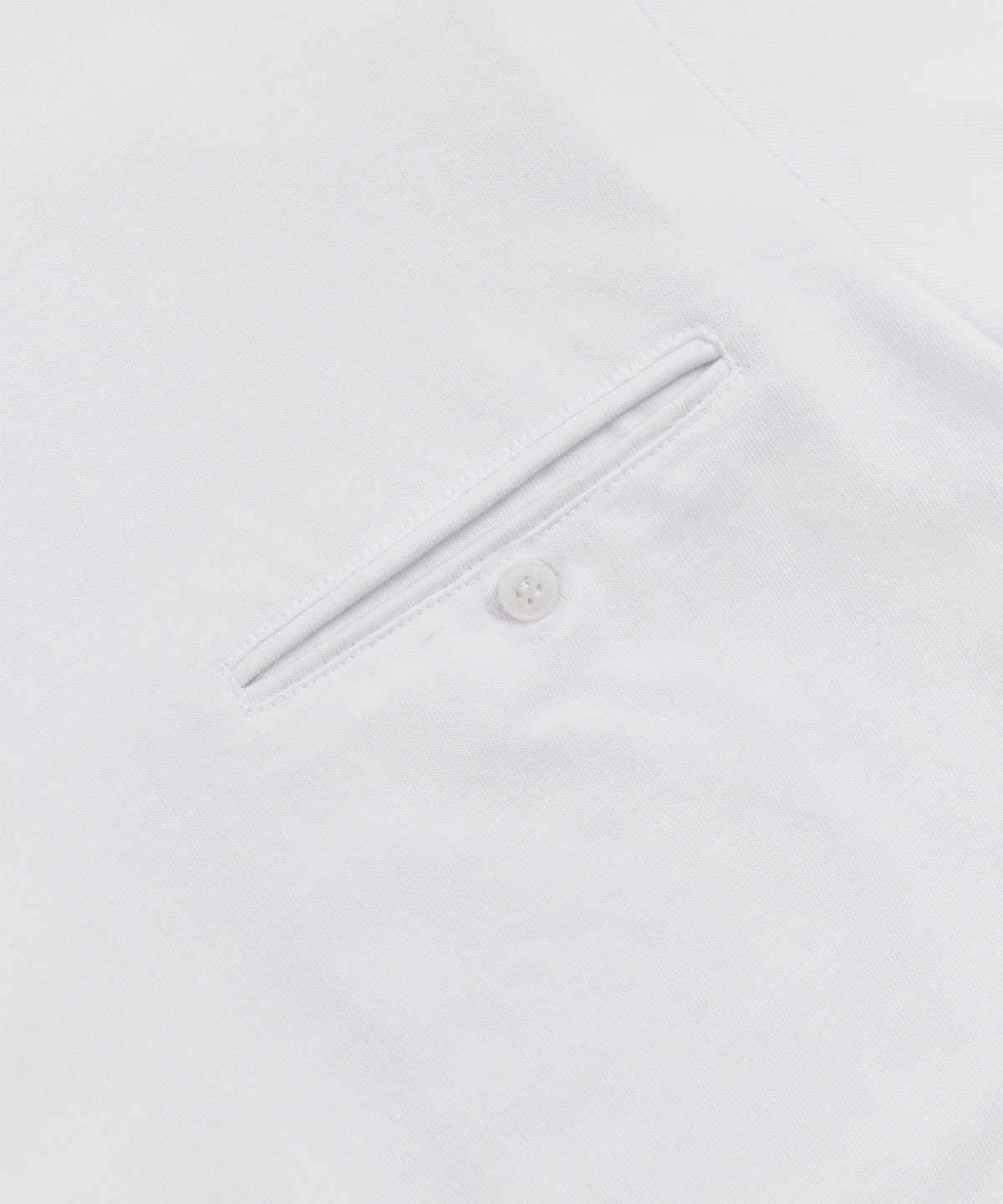 토피(TOFFEE) [S-XXL] 슬림 크롭 버튼 하프 티셔츠 (WHITE)