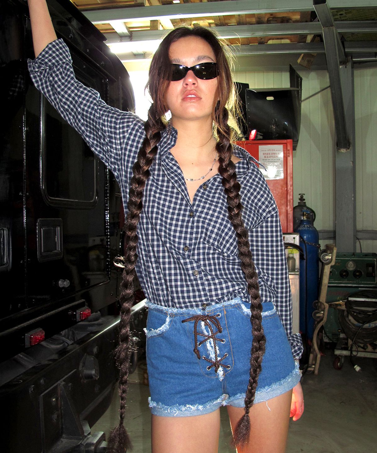 센토르(CENTAUR.KR) LACE-UP CUT OFF DENIM SHORTS_INDIGO BLUE