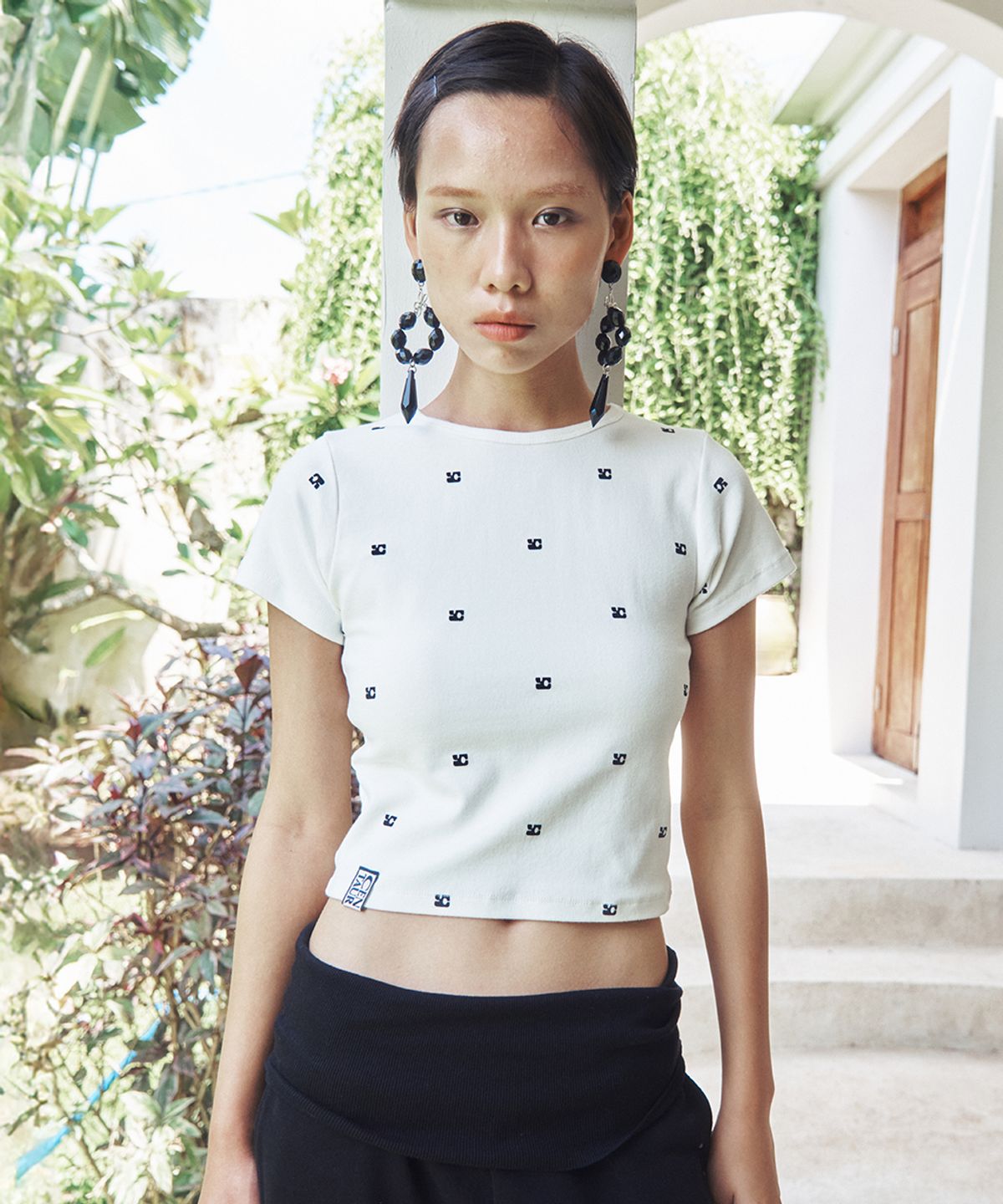 센토르(CENTAUR.KR) CENTAUR EMBLEM CROP T-SHIRTS_IVORY