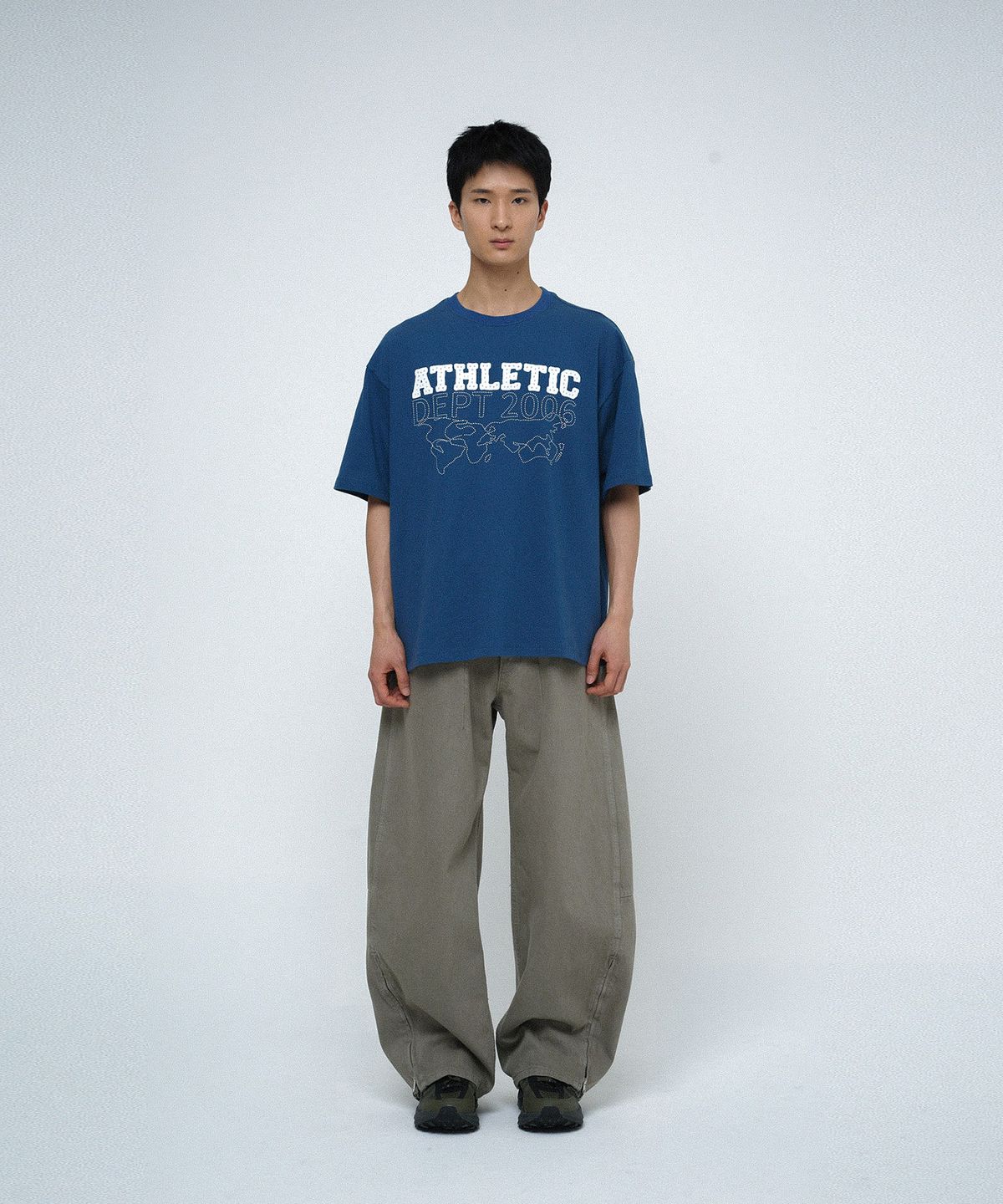 유니버스 가먼트(UNIVERSE GARMENT) DOT 싸인 티셔츠_BLUE
