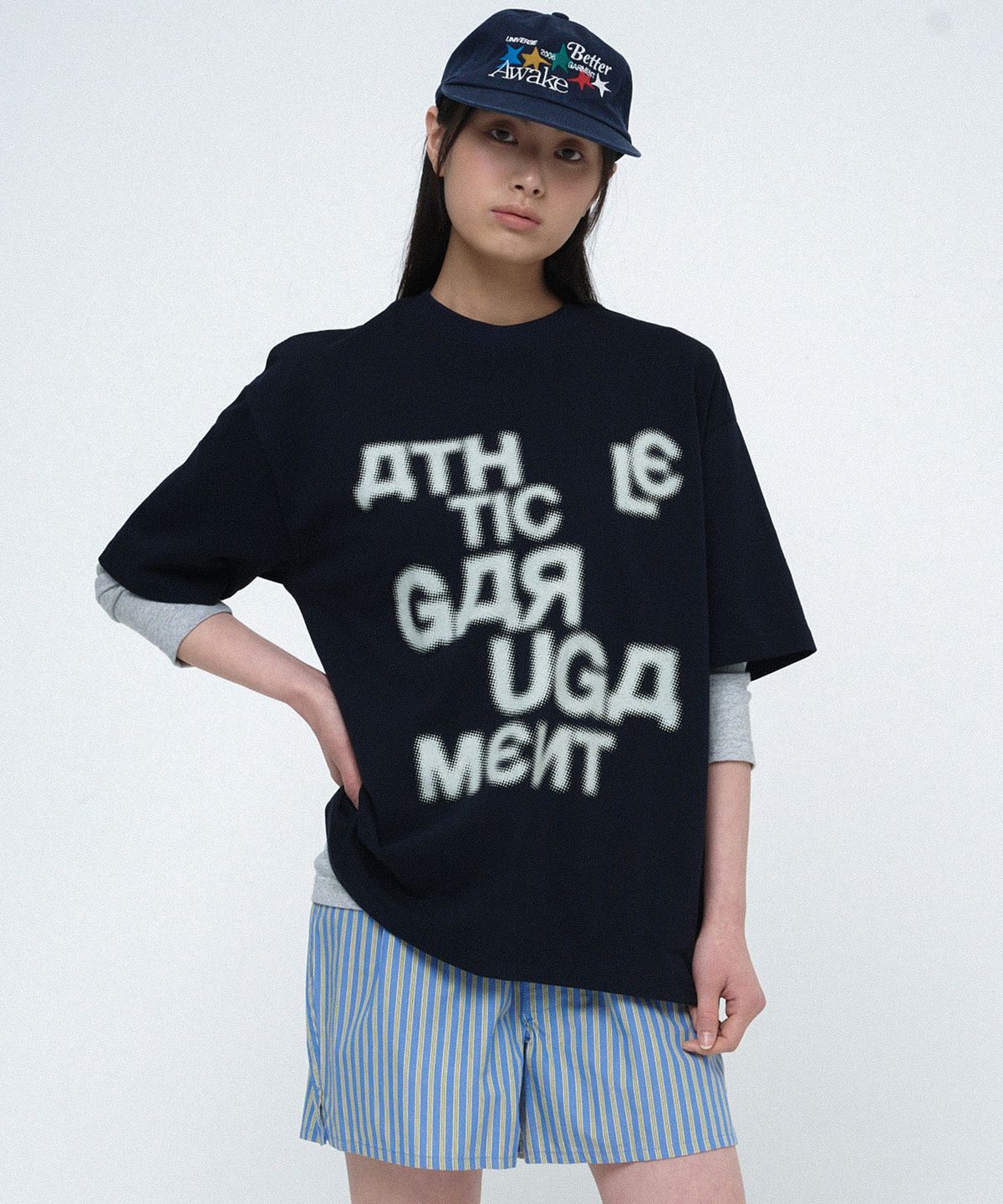 유니버스 가먼트(UNIVERSE GARMENT) 싸인 그래피티 티셔츠_NAVY