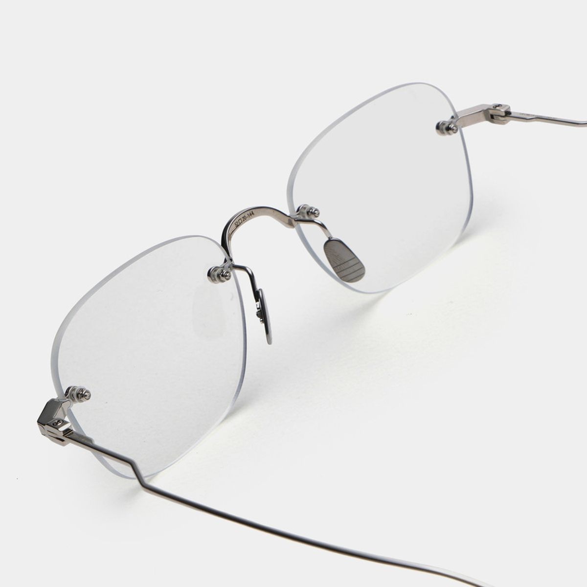톰브라운 아이웨어(THOM BROWNE EYEWEAR) UEO961A-G0001-045-52