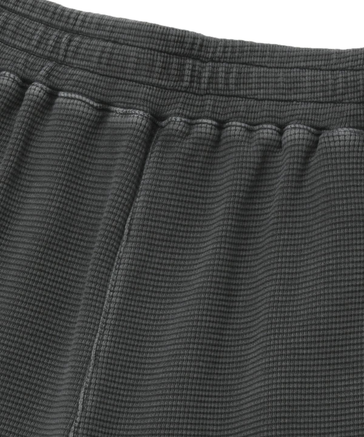 브라운브레스(BROWNBREATH) WAFFLE PIGMENT SHORTS - CHARCOAL