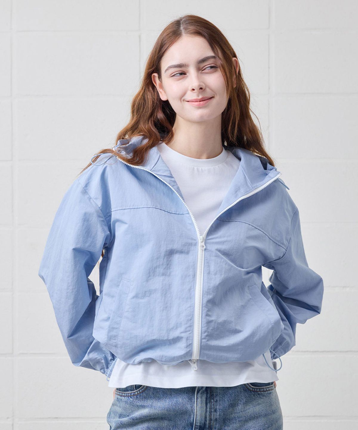 유지옷(YUJEEOT) 스카이블루 윈드브레이커 (UNISEX)