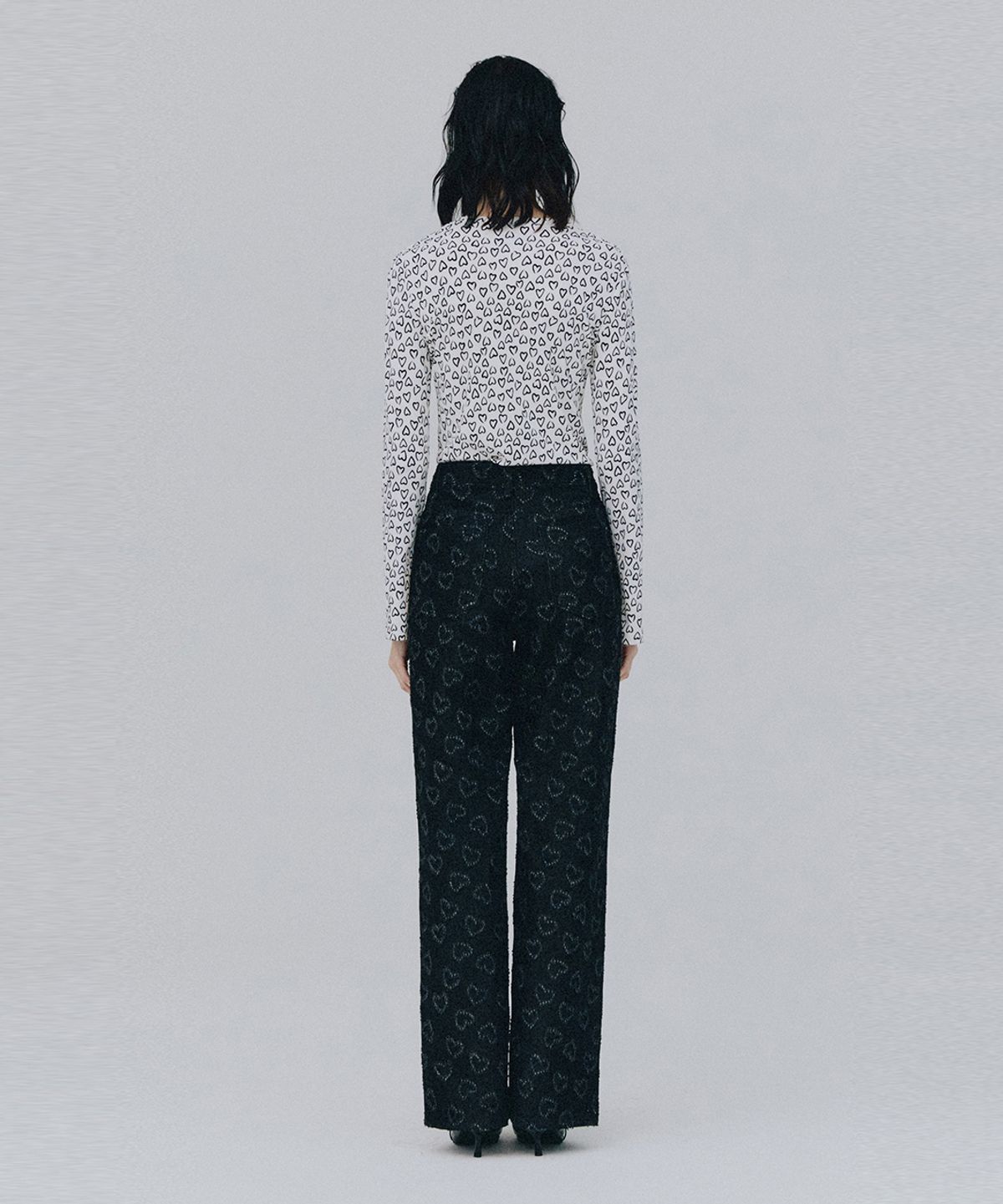 베데르미(VEDERMI) heart pattern black denim pants