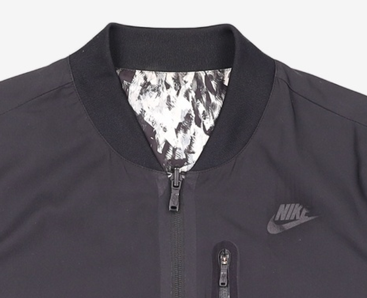 나이키(NIKE) 트레이닝 재킷 L