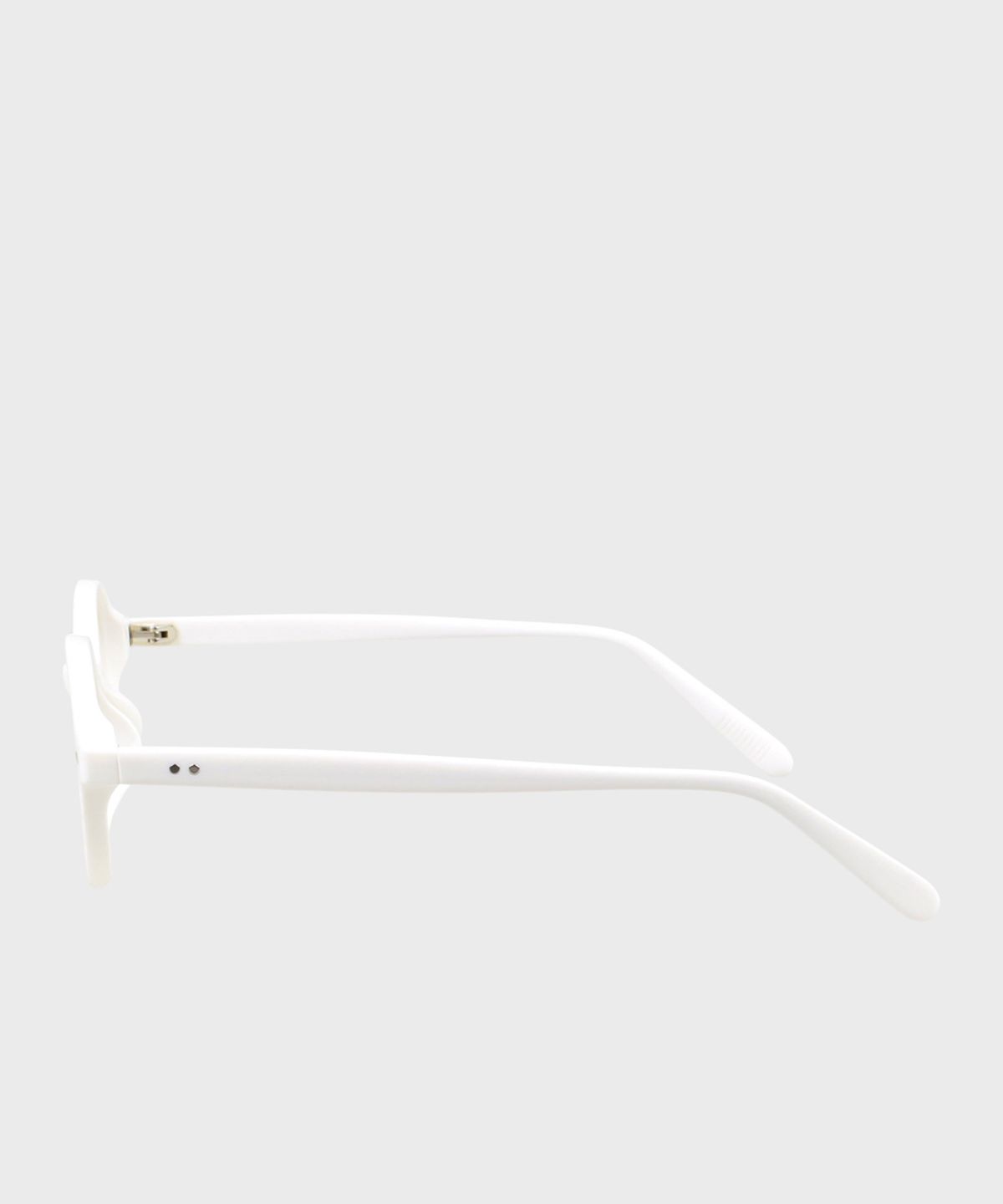 일삼사엠엠(134MM) MUTT Pure White