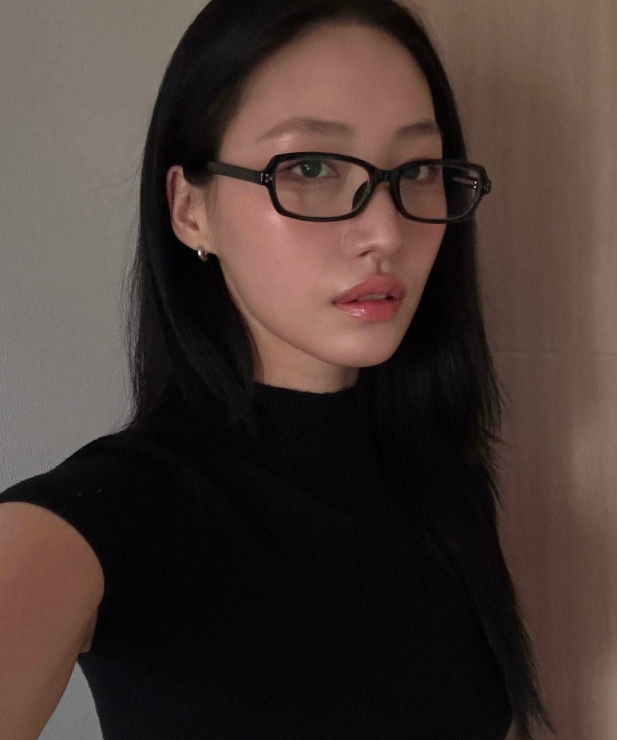 한글(HANGLE) 슬림 스퀘어라인 블랙