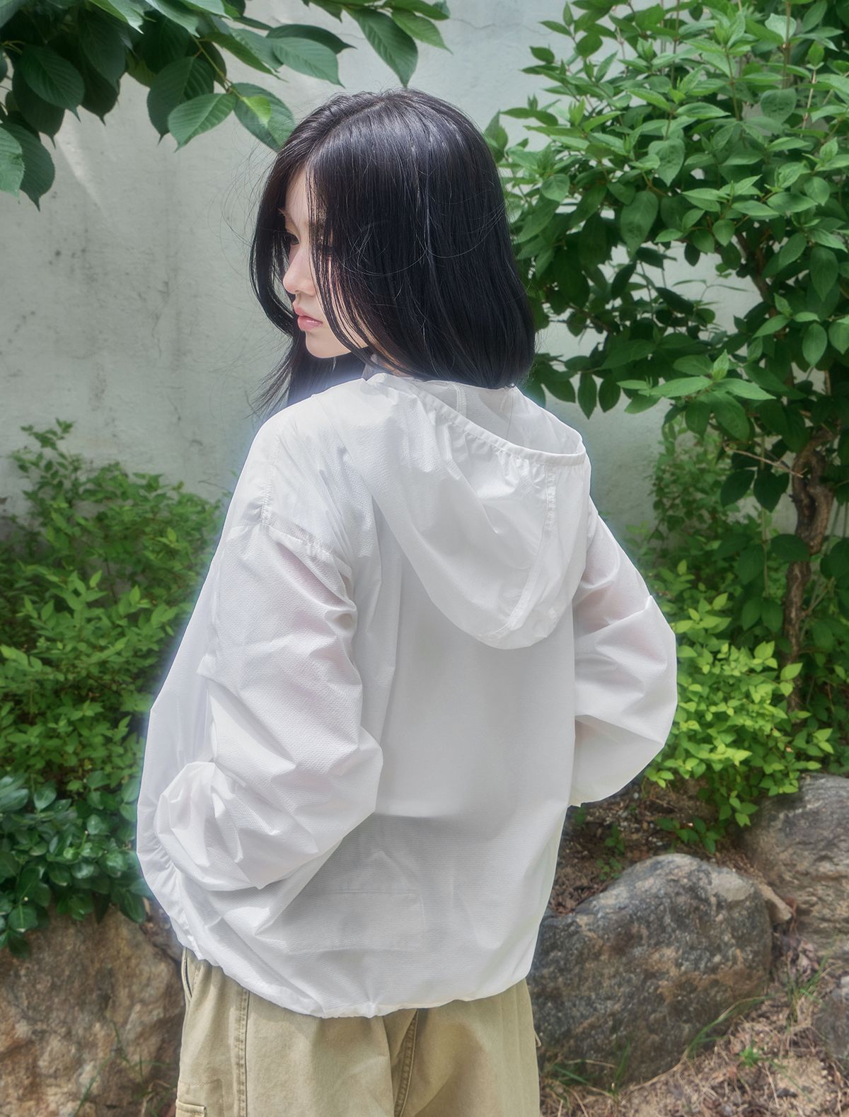 루프(LOOXP) 윈드 자수 시스루 오버핏 바람막이 아이보리