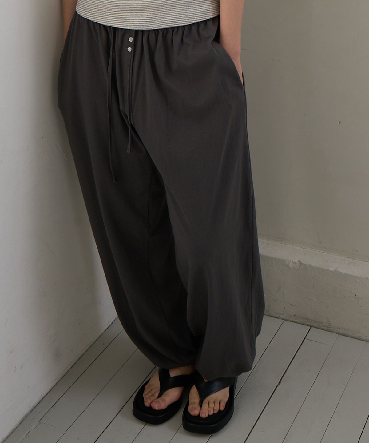 디어스토커(DEARSTALKER) D. BASIC LIGHT BALLOON JOGGER PANTS - 5 COLOR