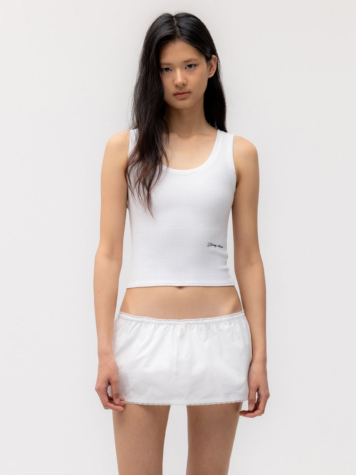 글로니(GLOWNY) ROCKY WAFFLE SLEEVELESS TOP 2.0 (WHITE)