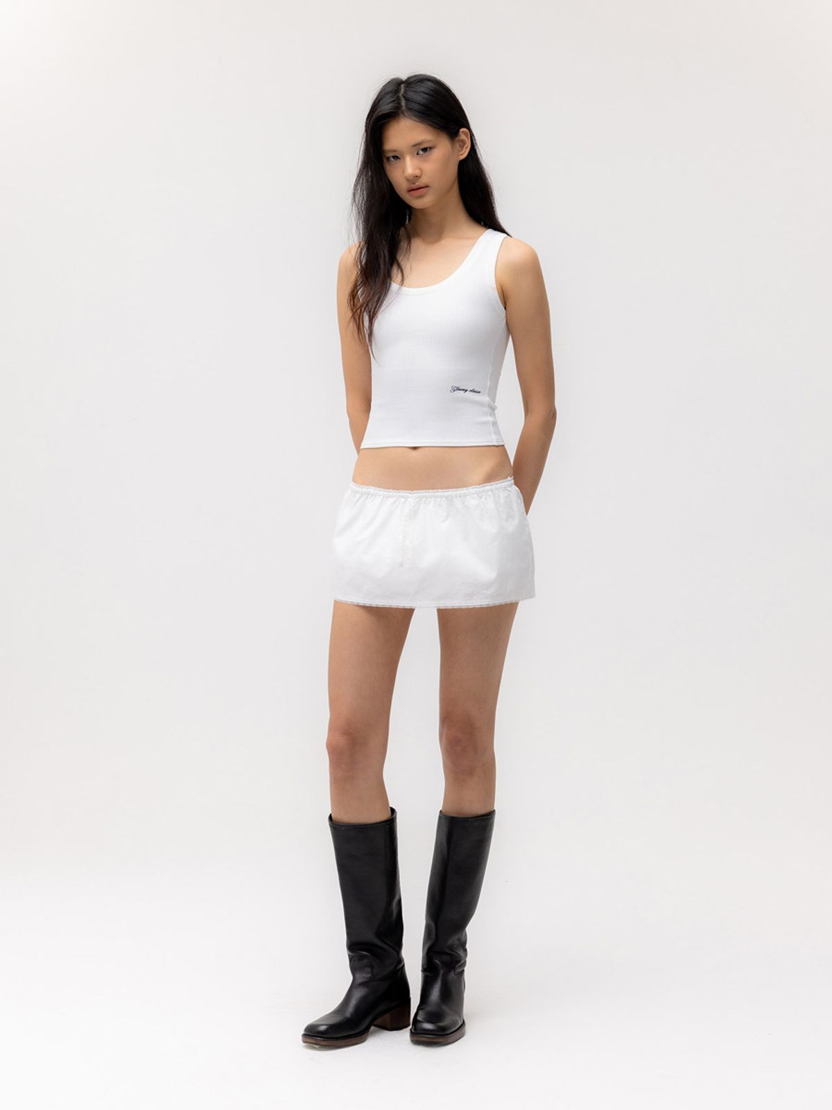글로니(GLOWNY) ROCKY WAFFLE SLEEVELESS TOP 2.0 (WHITE)