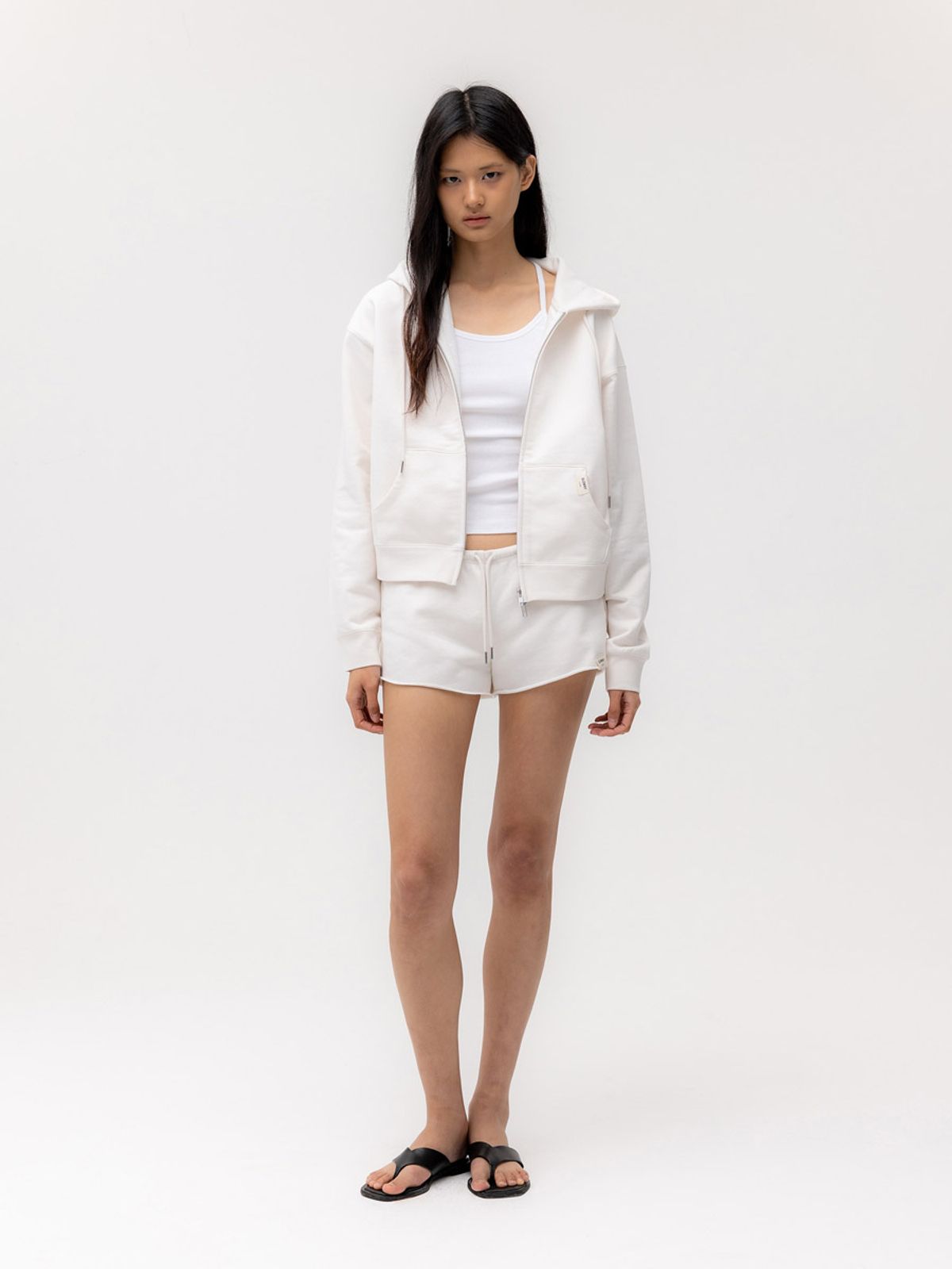 글로니(GLOWNY) G FINE RIB CAMISOLE (WHITE)