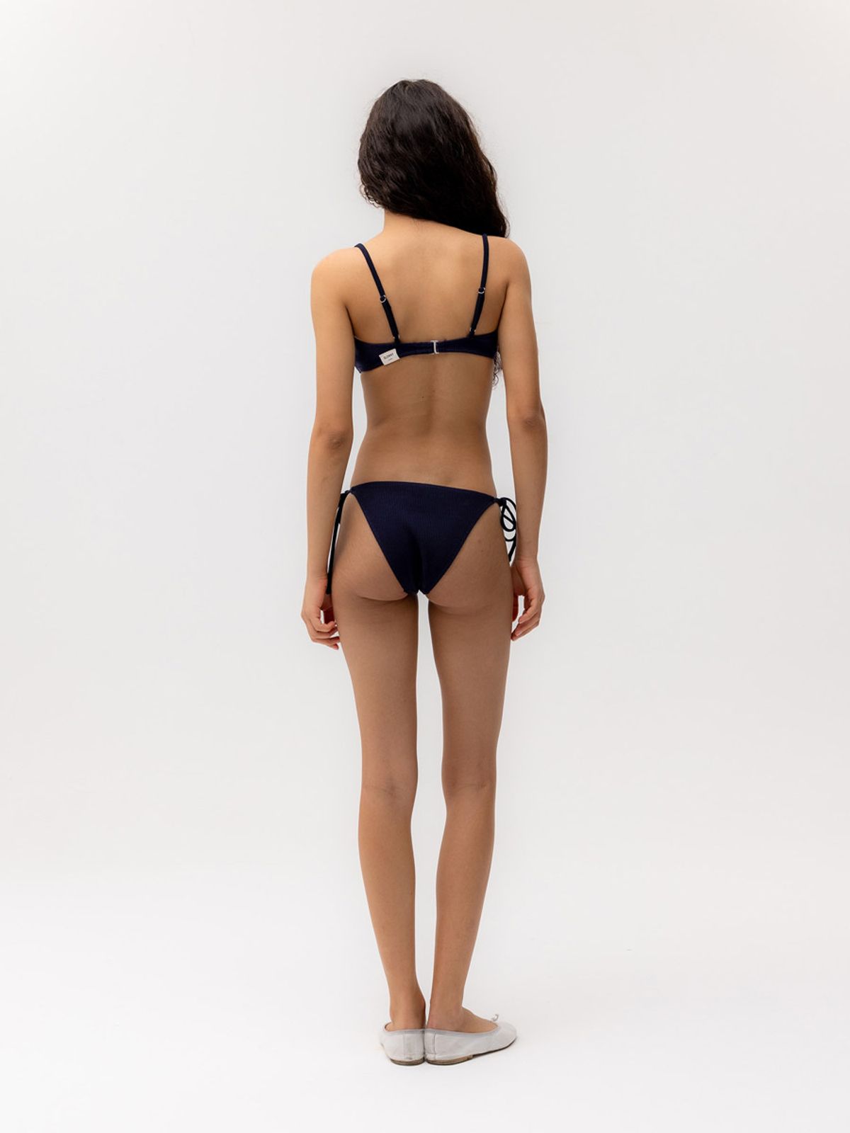 글로니(GLOWNY) G WAFFLE BIKINI BOTTOM (NAVY)