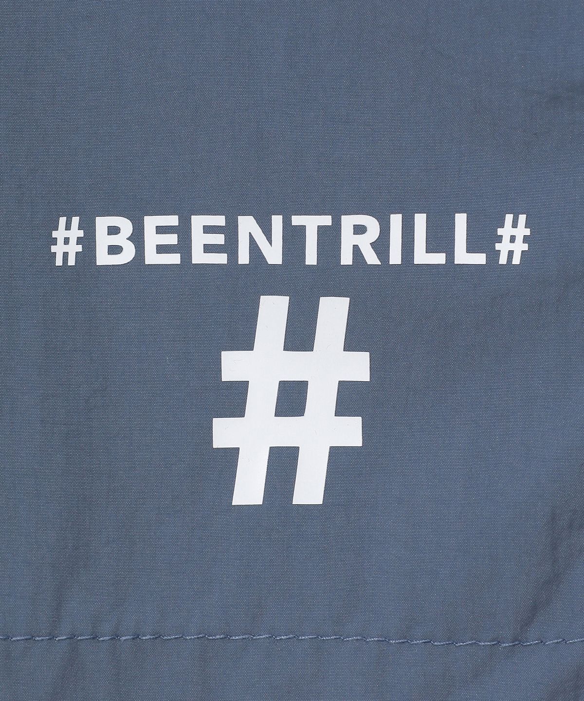 빈트릴(BEENTRILL) 에센셜 스몰 로고 우븐 쇼츠(블루그레이)